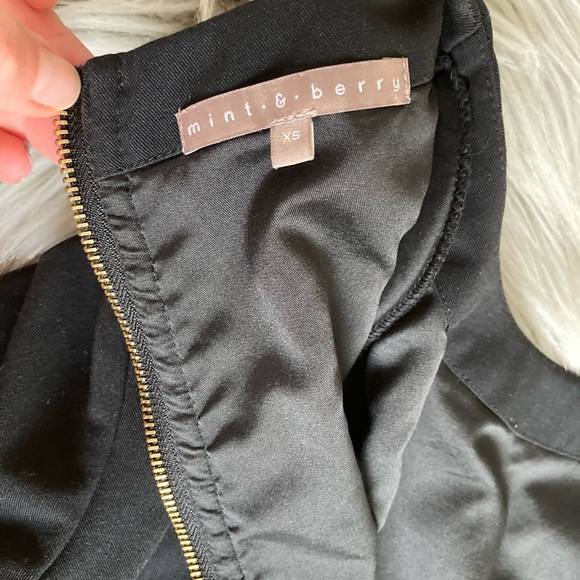 Mint & Berry Classic black dress - Picture 4 of 9